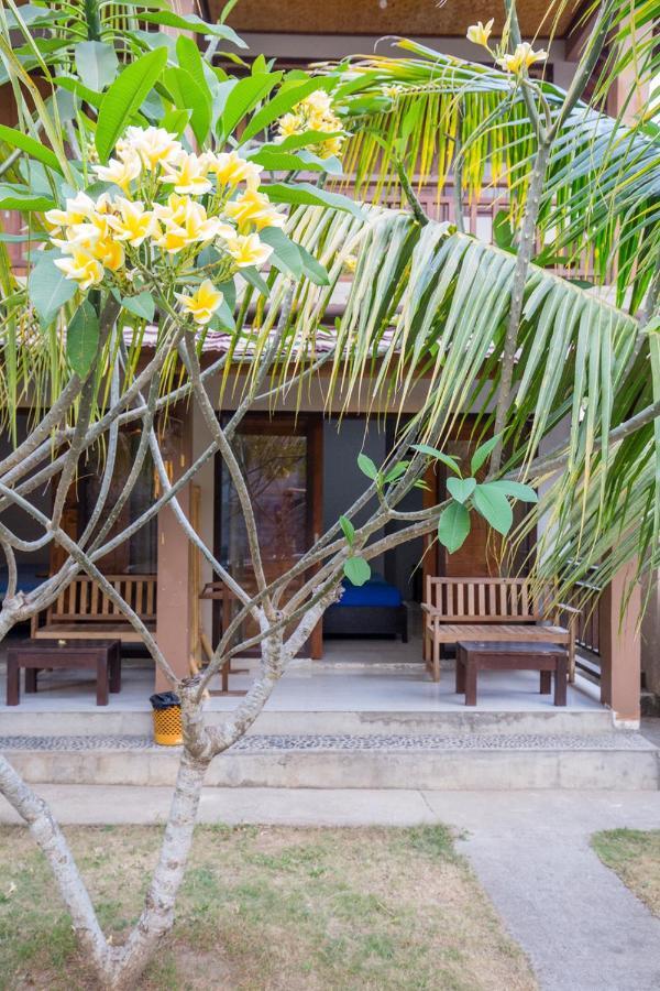 Asoka Homestay Senggigi Εξωτερικό φωτογραφία